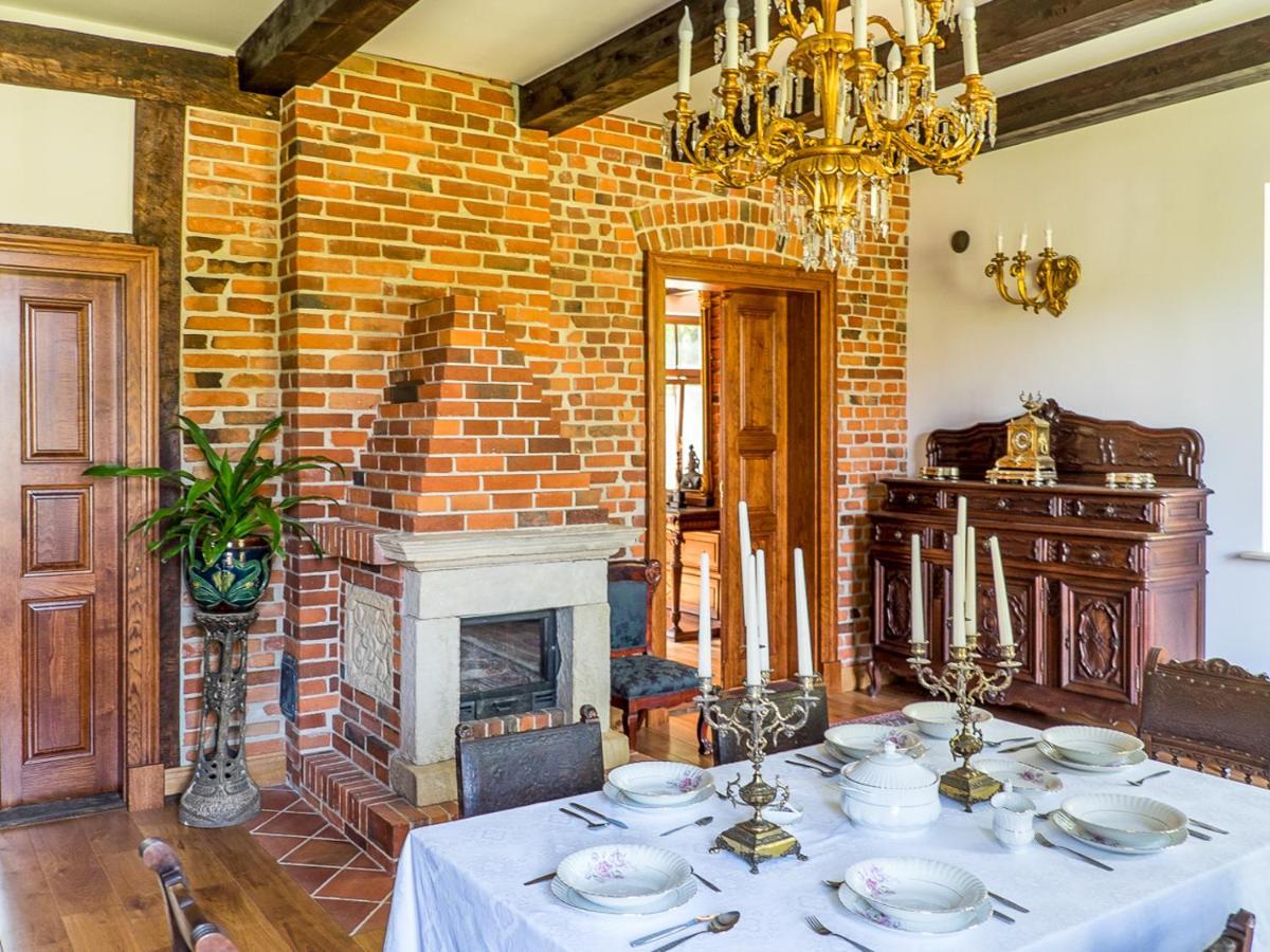 Dwor Gogolewo Nad Warta Bed and Breakfast Ksiaz Wielkopolski Exteriör bild