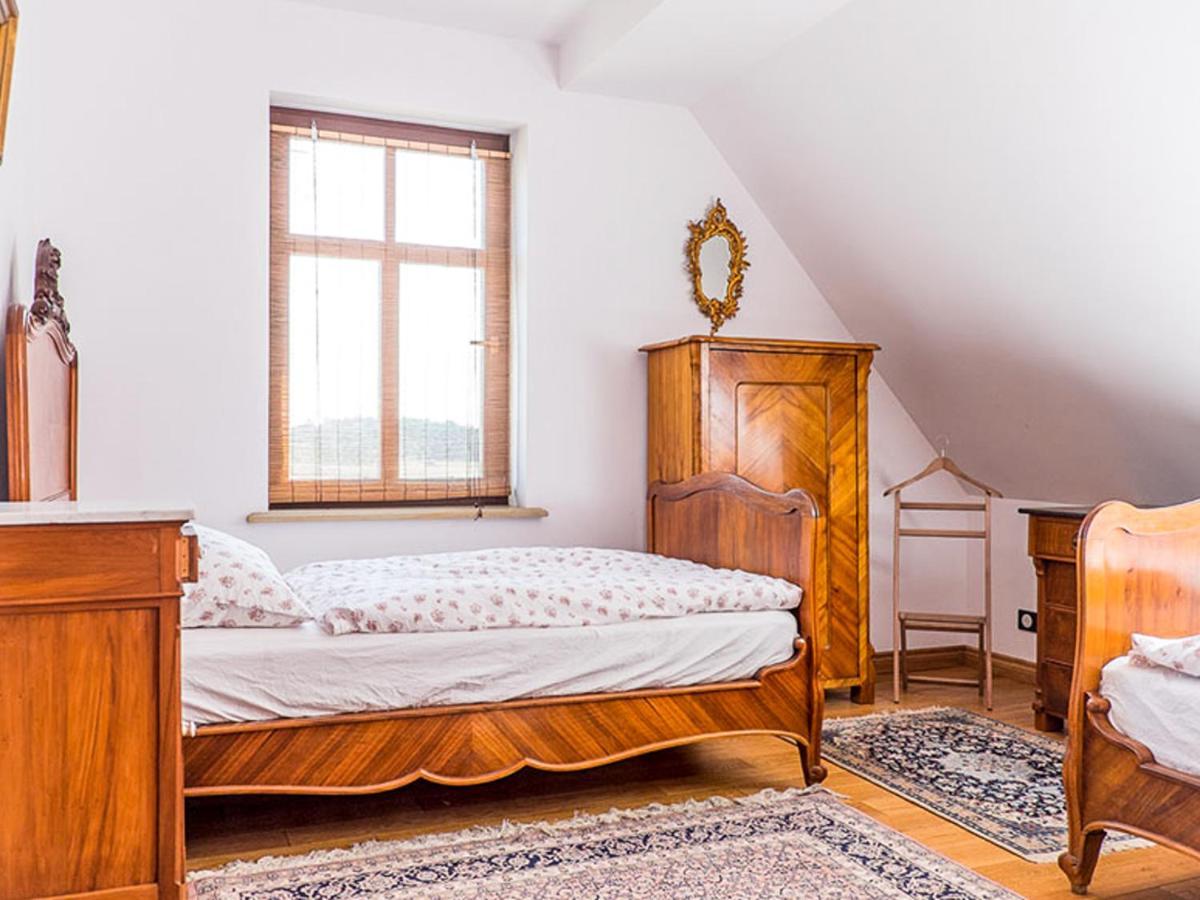 Dwor Gogolewo Nad Warta Bed and Breakfast Ksiaz Wielkopolski Exteriör bild