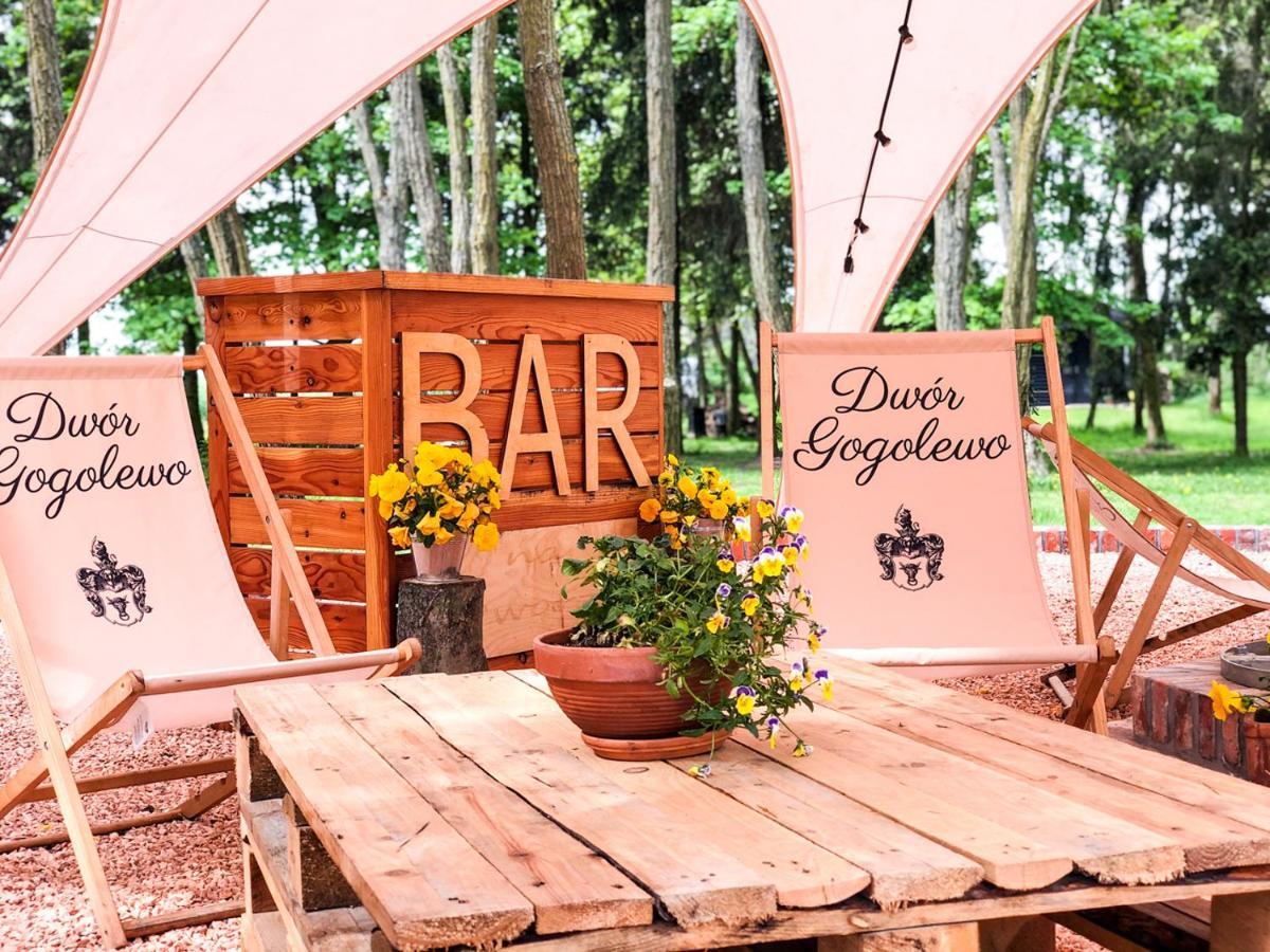 Dwor Gogolewo Nad Warta Bed and Breakfast Ksiaz Wielkopolski Exteriör bild