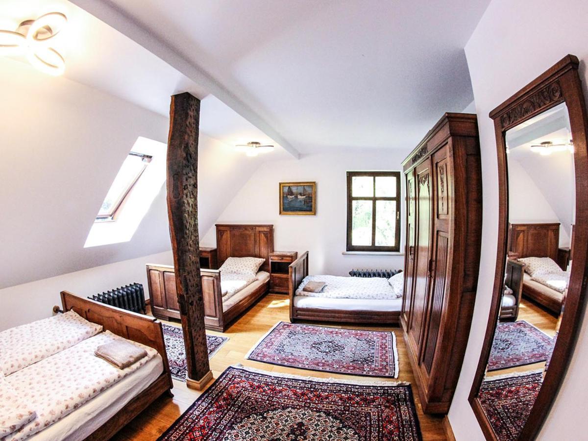 Dwor Gogolewo Nad Warta Bed and Breakfast Ksiaz Wielkopolski Exteriör bild