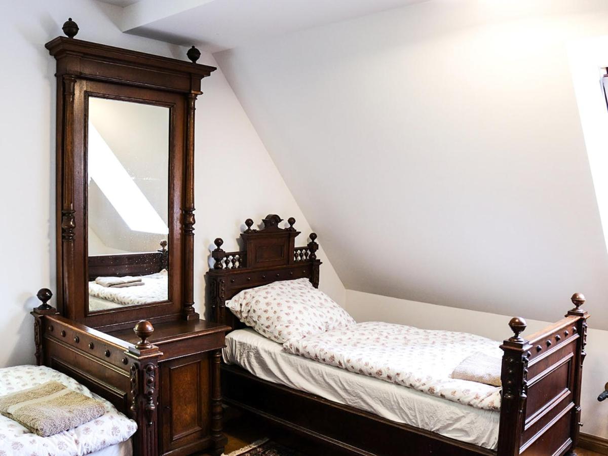 Dwor Gogolewo Nad Warta Bed and Breakfast Ksiaz Wielkopolski Exteriör bild