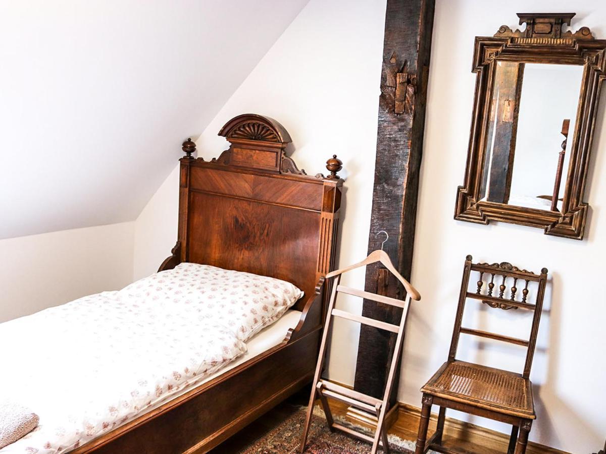 Dwor Gogolewo Nad Warta Bed and Breakfast Ksiaz Wielkopolski Exteriör bild