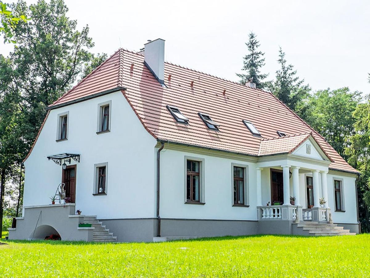 Dwor Gogolewo Nad Warta Bed and Breakfast Ksiaz Wielkopolski Exteriör bild