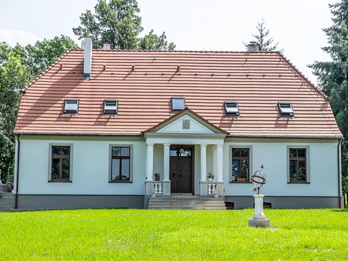 Dwor Gogolewo Nad Warta Bed and Breakfast Ksiaz Wielkopolski Exteriör bild