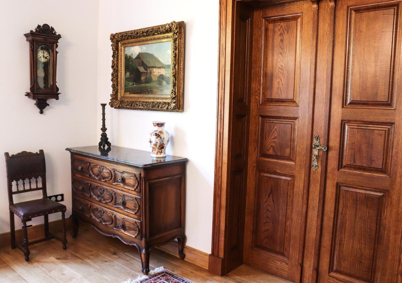 Dwor Gogolewo Nad Warta Bed and Breakfast Ksiaz Wielkopolski Exteriör bild