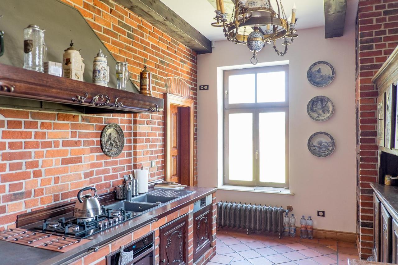 Dwor Gogolewo Nad Warta Bed and Breakfast Ksiaz Wielkopolski Exteriör bild