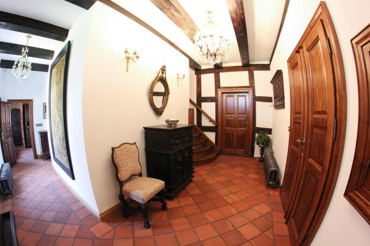 Dwor Gogolewo Nad Warta Bed and Breakfast Ksiaz Wielkopolski Exteriör bild