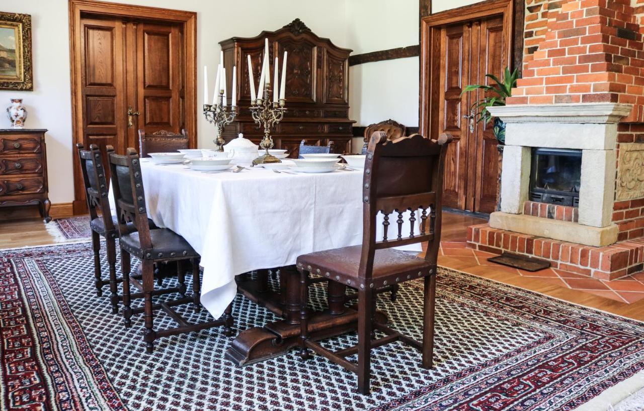 Dwor Gogolewo Nad Warta Bed and Breakfast Ksiaz Wielkopolski Exteriör bild